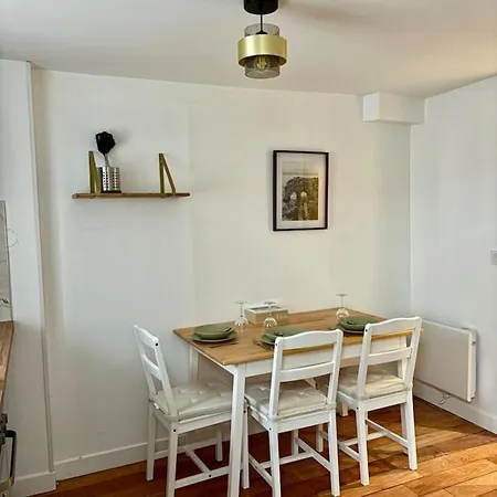 Le Living Roissy Cdg Apartment Longperrier