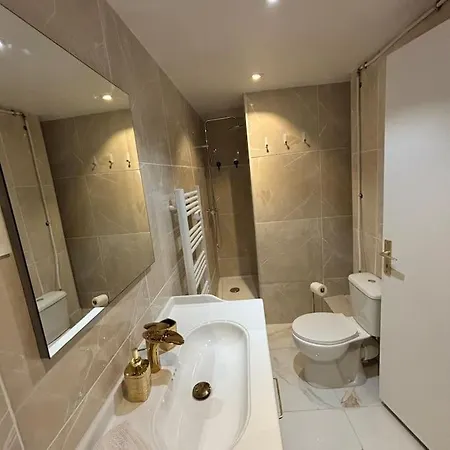 Apartment Le Living Roissy Cdg Longperrier